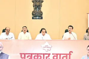 कैबिनेट के कई अहम फैसले : एक साथ होंगे पंचायत और निकाय चुनाव, ओबीसी आरक्षण की लॉटरी जल्द
