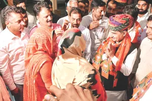 नगर निगम चुनाव : प्रदेशाध्यक्ष ने घर-घर जनसंपर्क किया, झोटवाड़ा में रोड शो
