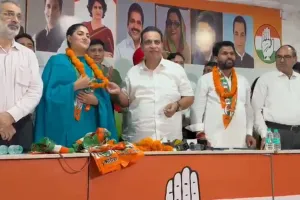 चंडीगढ़ कांग्रेस को मजबूती, पार्षद रामचंद्र यादव और पंजाबी अभिनेत्री अदिति आर्या ने थामा कांग्रेस का हाथ