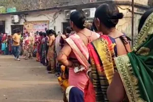 नगरीय निकाय चुनाव : मतों की खरीद-फरोख्त के आरोपों से विवाद उत्पन्न, वार्ड 42 में फर्जी वोटिंग और पैसे बांटने के आरोप