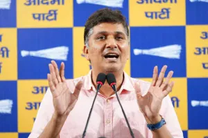 भाजपा नेता के अवैध पीजी पर कार्रवाई से बच रही एमसीडी : मामले में हो निष्पक्ष जांच, भारद्वाज ने कहा- सरकारी जमीन पर अवैध कब्जा नहीं होना चाहिए बर्दाश्त