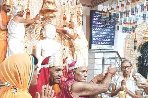 दशलक्षण पर्व : दूसरे दिन भी मनाया गया उत्तम क्षमा धर्म, आचार्य विशद सागर- क्षमा से बड़ा कोई मित्र नहीं, क्रोध से बड़ा कोई शत्रु नहीं