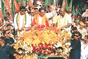 मुख्यमंत्री ने अलवर-भरतपुर में रोड से दिया भाजपा को मजबूत करने का संदेश, कहा- कांग्रेस ने हमेशा झूठ-लूट की राजनीति की