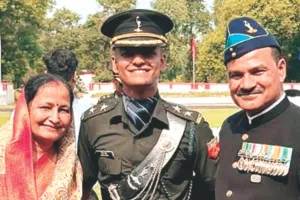 कंधों पर सजाए सितारे, परिवार की तीसरी पीढ़ी ने सैनिक के रूप में शुरू की सेवा