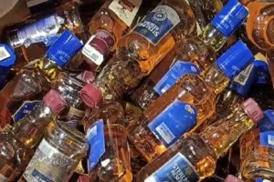 सागर में जहरीली शराब से 9 मौतों के बाद बड़ा खुलासा, यूपी कनेक्शन सामने आया; नकली बोतलों पर लगाते थे फर्जी क्यूआर कोड