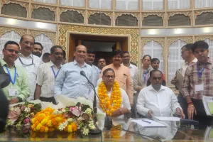 जयपुर मेयर चुनाव : भाजपा के सुनील कोठारी बने महापौर, कांग्रेस की सुनीता मावर को हराया
