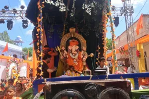 गणपति बप्पा मोरया के जयकारों से गूंज रहा कोटा, अनंत चतुर्दशी की शोभायात्रा भगवान गणेश की पूजा के बाद सूरज पोल गेट से शुभारंभ 