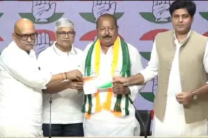 राहुल की 'मोहब्बत की दुकान' में एक और साथी की एंट्री, AIMIM के मुख्य प्रवक्ता आसिम वकार अब हाथ के साथ