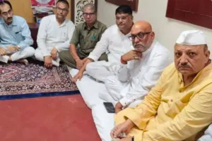 अजय राय की तौकीर रजा के परिजनों से देर रात मुलाकात, यूपी की सियासत में बढ़ी राजनीतिक चर्चाएं और अटकलें