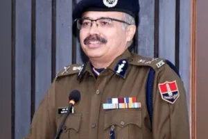 राजस्थान में अक्टूबर से साइबर अपराधियों पर चलेगा विशेष अभियान, डीजीपी राजीव शर्मा ने पुलिस को दिए सख्त कार्रवाई के निर्देश