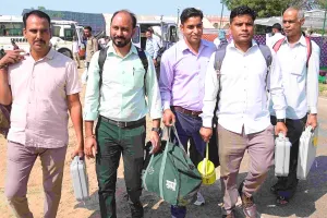 पंचायत चुनाव: भवानी निकेतन से मतदान दल रवाना, कल 7.43 लाख मतदाता करेंगे मतदान