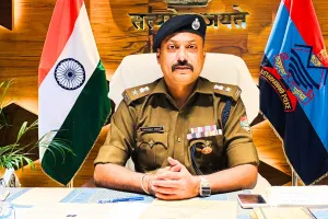 शहीद दिवस पर हरिद्वार पुलिस ने वीर बलिदानियों को किया नमन, एसएसपी नवनीत सिंह ने अर्पित की श्रद्धांजलि