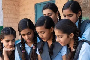 बेटियां ही सरकारी स्कूलों की उम्मीद क्यों?