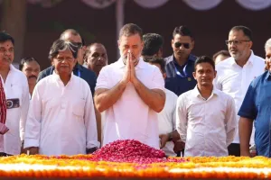गांधी जयंती पर राहुल- खड़गे समेत कई विपक्षी नेताओं ने दी श्रद्धांजलि, कहा- दुनिया को दिखाया मानवता, करुणा और शांति का मार्ग