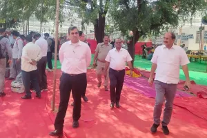 पंचायतीराज चुनाव : 413 मतदान केंद्रों के लिए मतदान दल रवाना, 28 अक्टूबर को होगा दूसरे चरण का मतदान