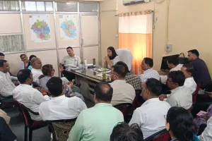 त्योहारों से पहले सफाई पर जोर! पार्षदों ने गिनाईं वार्ड की समस्याएं, मुरलीपुरा जोन की बैठक में अधिकारियों को तत्काल समाधान के निर्देश