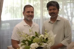 राहुल गांधी ने विजय से की मुलाकात : मौजूदा राजनीतिक हालात पर की चर्चा, चुनाव आयोग के खिलाफ इंडिया ब्लॉक का विशाल प्रदर्शन करने का लिया संकल्प