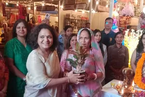 ‘शिमर’ एग्जीबिशन का आगाज, दिवाली और करवाचौथ की खरीदारी के लिए सजे स्टॉल
