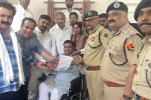 जयपुर कमिश्नरेट में कांग्रेस का धरना जारी; पुलिस कमिश्नर के लेटर में जीरो एफआईआर से इनकार, दिल्ली में पहले से दर्ज परिवाद का हवाला