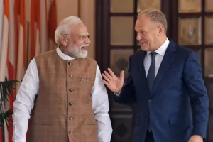 भारत-पोलैंड का 2030 तक व्यापार को दोगुना करने का लक्ष्य, मोदी ने कहा- रक्षा और तकनीक में सहयोग बढ़ेगा
