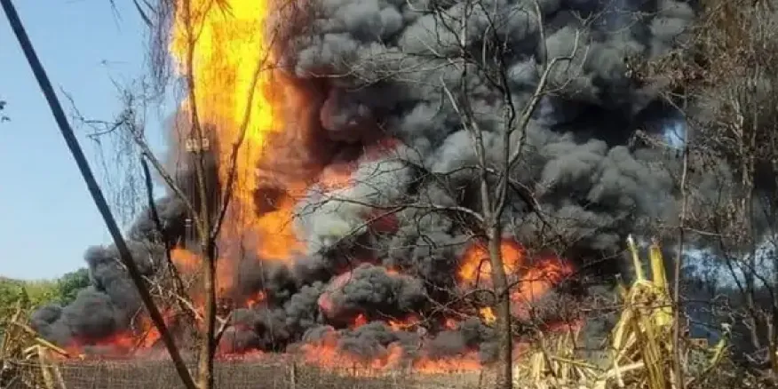 ONGC के गैस कुएं में भयंकर धमाका, इलाके में मची भगदड़