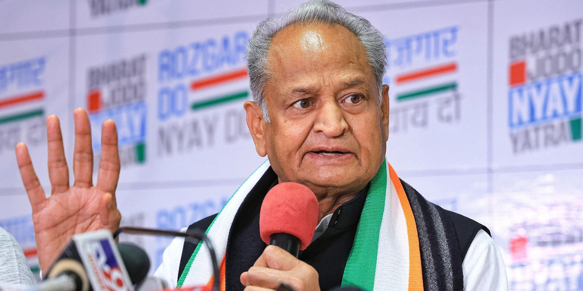 https://dainiknavajyoti.com/media/2025-12/ashok-gehlot.png