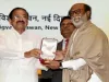 मशहूर अभिनेता रजनीकांत  दादा साहेब फाल्के पुरस्कार से सम्मानित