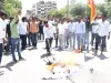  वाहन रैली व शवयात्रा निकाल प्रदर्शन, फूंका पूतला