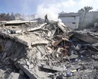 इजरायल के हवाई हमले में अल जजीरा समेत कई मीडिया ऑफिस तबाह, बहुमंजिला इमारत पूरी तरह नष्ट