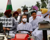 किसानों के समर्थन में ट्रैक्टर चलाकर संसद पहुंचे राहुल गांधी, बोले- तीनों काले कानूनों को रद्द करे सरकार