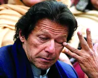 कंगाल पाकिस्तान: पीएम इमरान खान ने कहा सरकार के पास देश चलाने के लिए पैसा नहीं
