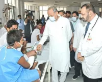 मुख्यमंत्री ने किया SMS अस्पताल का औचक निरीक्षण, भर्ती मरीजों की पूछी कुशलक्षेम