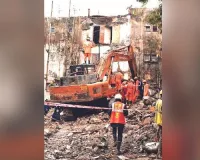 मुंबई में इमारत ढ़हने से 10 लोगों की मौत