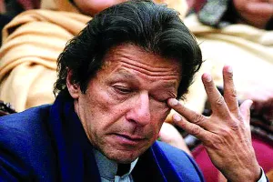 कंगाल पाकिस्तान: पीएम इमरान खान ने कहा सरकार के पास देश चलाने के लिए पैसा नहीं