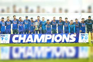 टी-20 में भारतीय क्रिकेट टीम बनी दुनिया की नंबर 1, वेस्ट इंडीज को टी-20 सीरीज में 3-0 से क्लीन स्वीप करने के बाद इंग्लैंड को पछाड़ पाया नम्बर 1 का खिताब