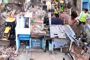 बिहार में विस्फोट के कारण आवास के ध्वस्त होने से 6 लोगों की मौत 