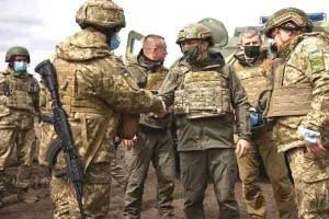 रूस की सेना यूक्रेन पर अधिकार की कर रही है तैयारी 