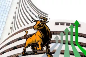लिवाली से गिरावट से उबरते हुए 2.5 प्रतिशत से अधिक की तेजी पर शेयर बाजार