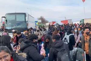 यूक्रेन से 22 हजार लोग सुरक्षित पहुंचे रूस 