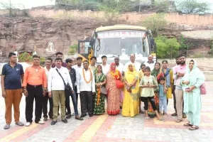 जोधपुर से अमरनाथ की यात्रा के लिए रातानाडा गणेश मंदिर से तीन बसों में तीर्थयात्री रवाना 