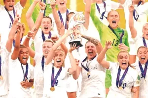   इंग्लिश महिलाओं ने जीता यूरो कप