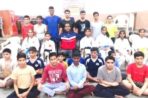 जयपुर में अनूठी पहल: नेत्रहीन छात्र-छात्राओं ने सीखे कराटे के दांव-पेंच