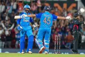 रोहित रंग में लौटे, भारत ने सीरीज 1-1 से बराबर की